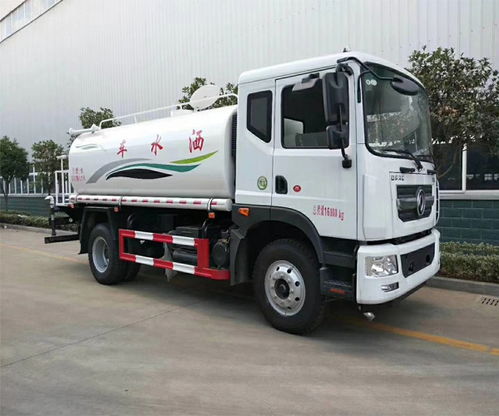 東風(fēng)灑水車與杭州灑水車 潤力專用汽車的卓越制造之路